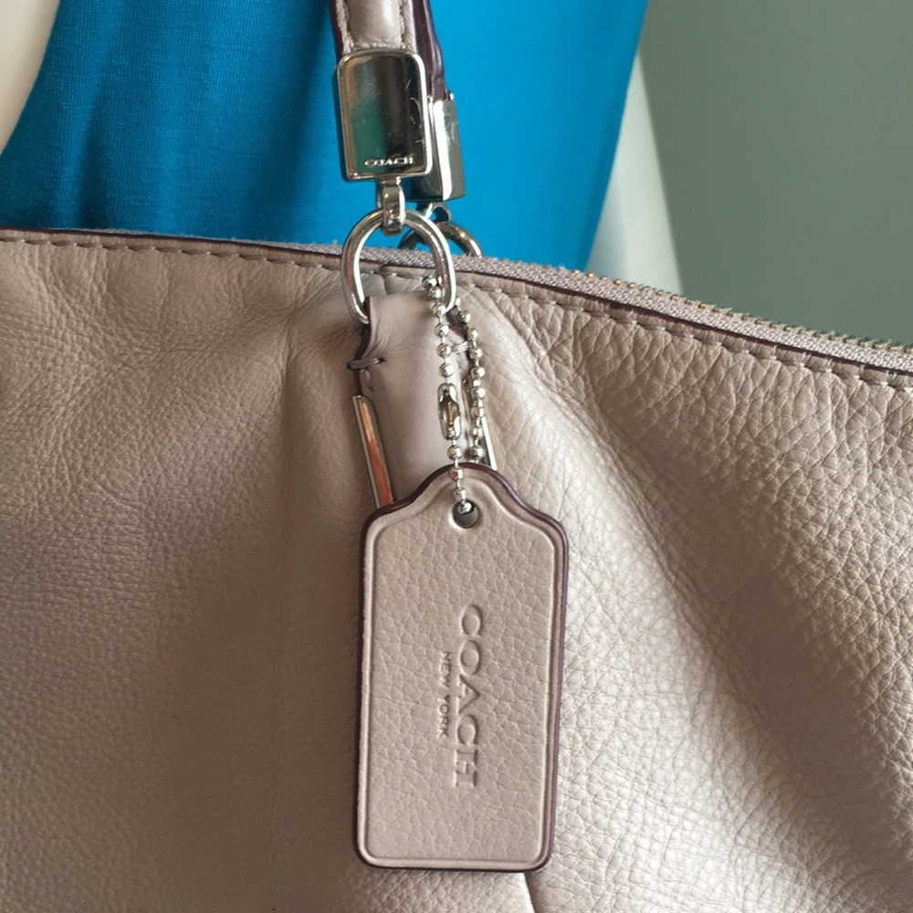Coach Nude Taupe Large Leather Shoulder bag - Picture 7 of 8